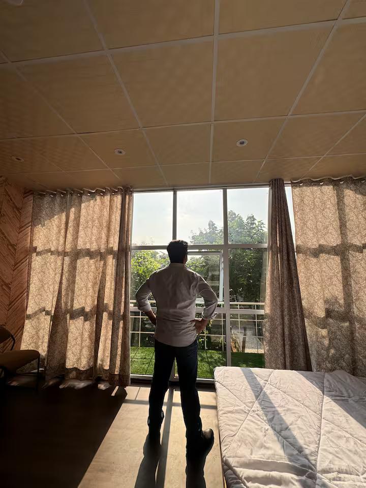 Blue wind TreeHouse x Solis Nature