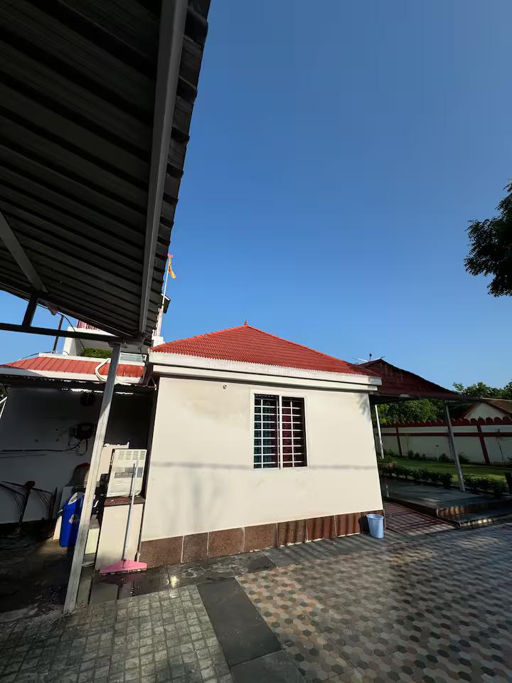 Blue wind TreeHouse x Solis Nature