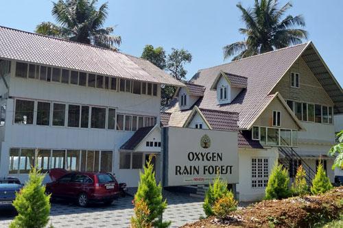 Oxygen Rainforest Resort x Solis Nature