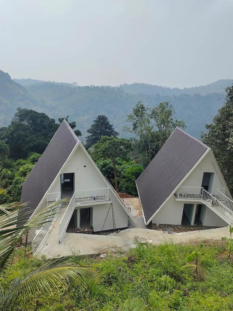 Oxygen Rainforest Resort x Solis Nature