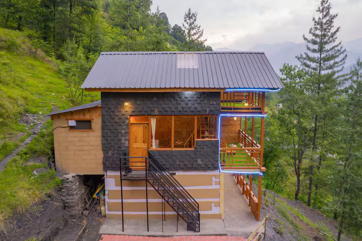 Spacious Waterfall Retreat for Families & Couples x Solis Nature