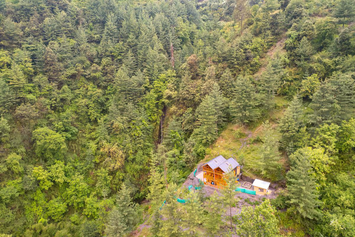 Spacious Waterfall Retreat for Families & Couples x Solis Nature