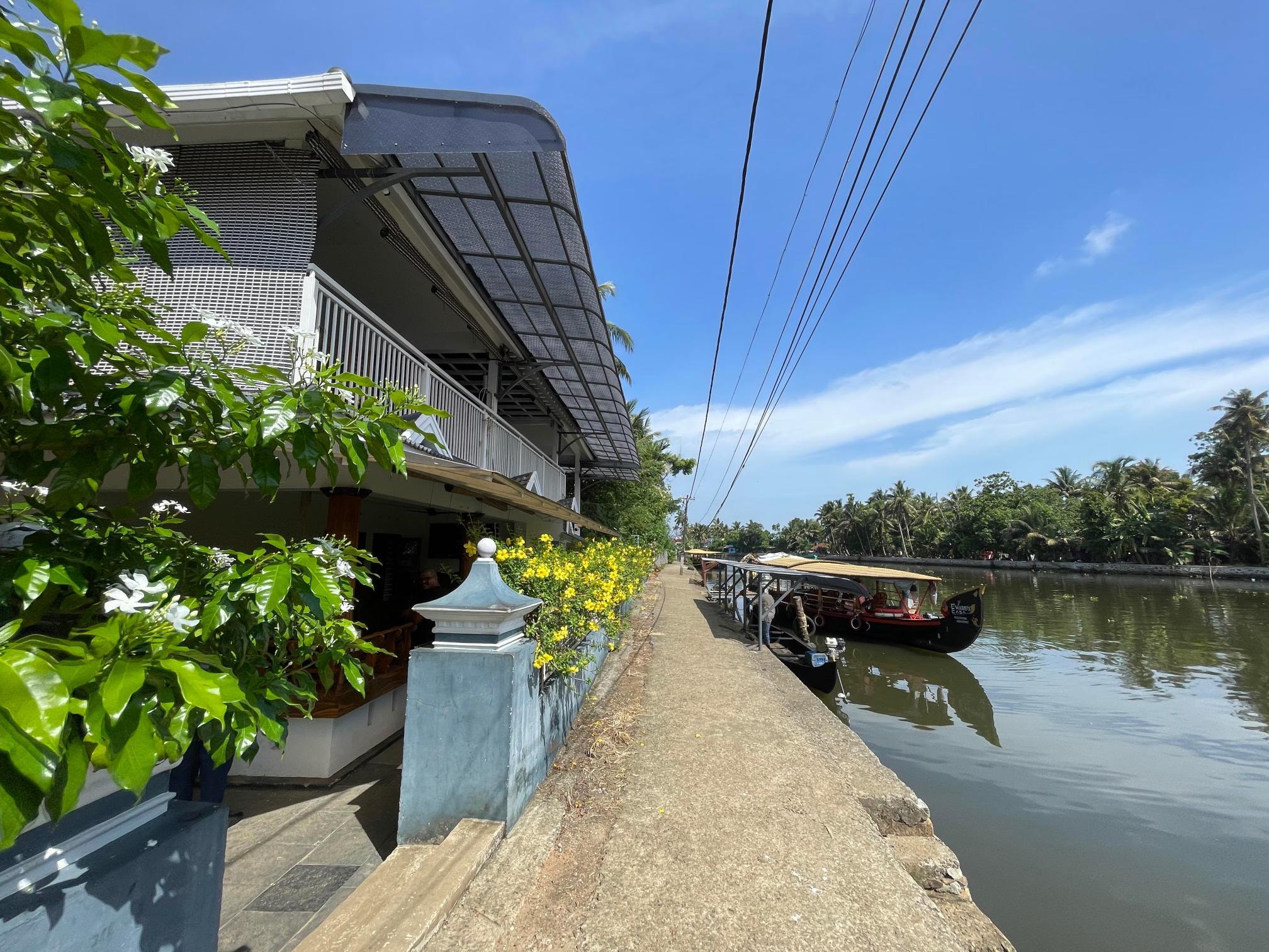 Evaans Casa Homestay x Solis Nature