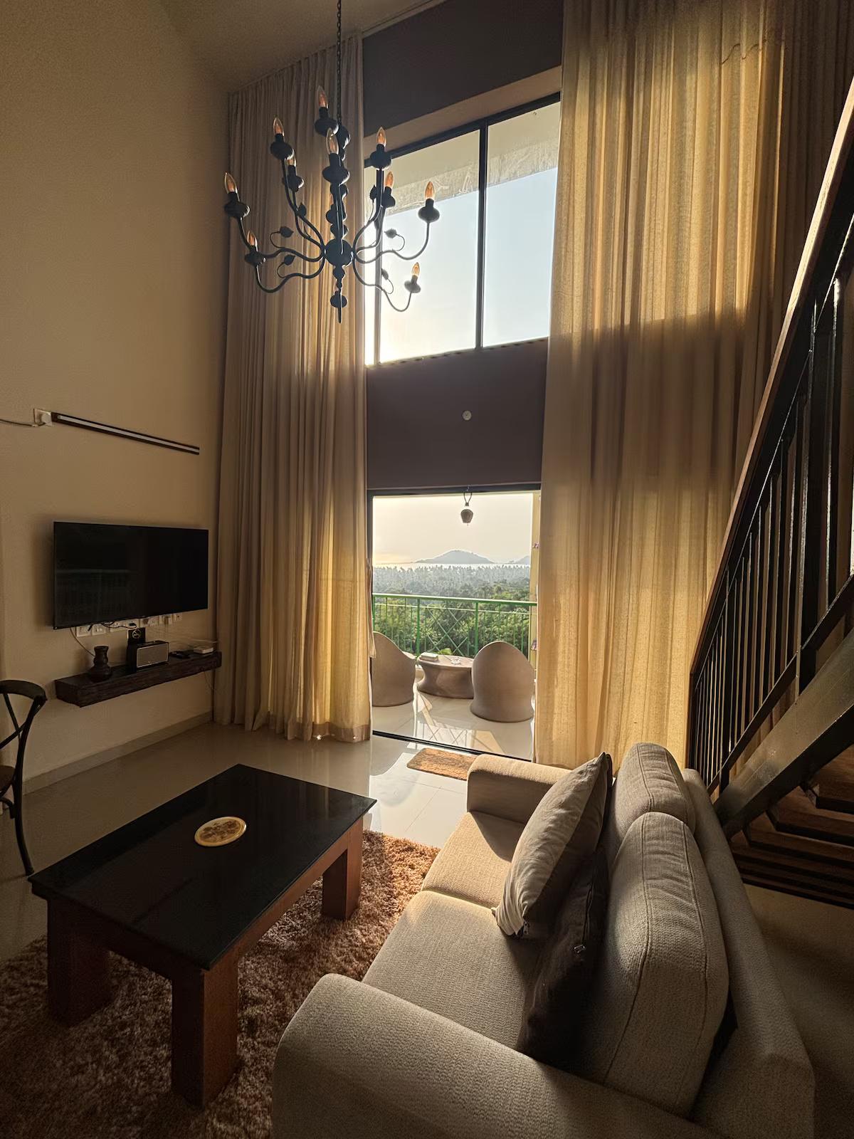 Saanjh (Sea facing penthouse)w pool x Solis Nature