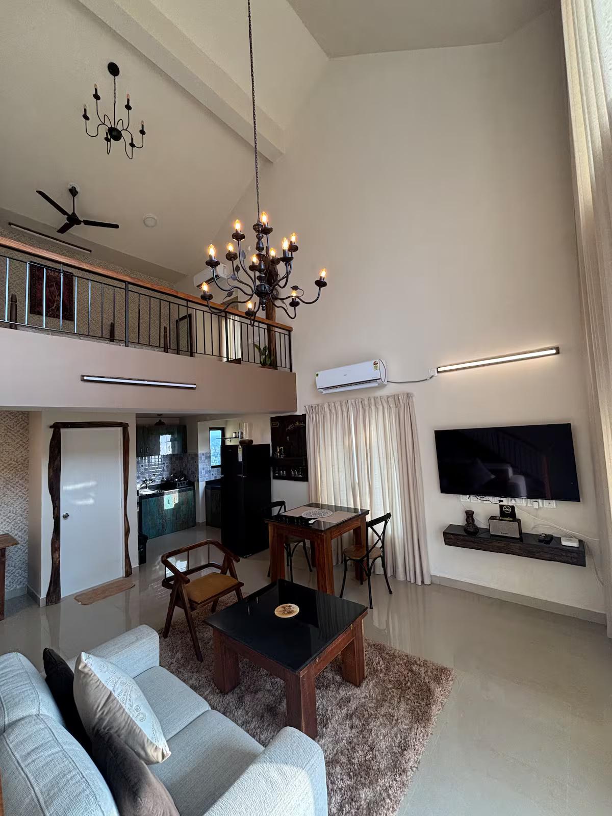 Saanjh (Sea facing penthouse)w pool x Solis Nature