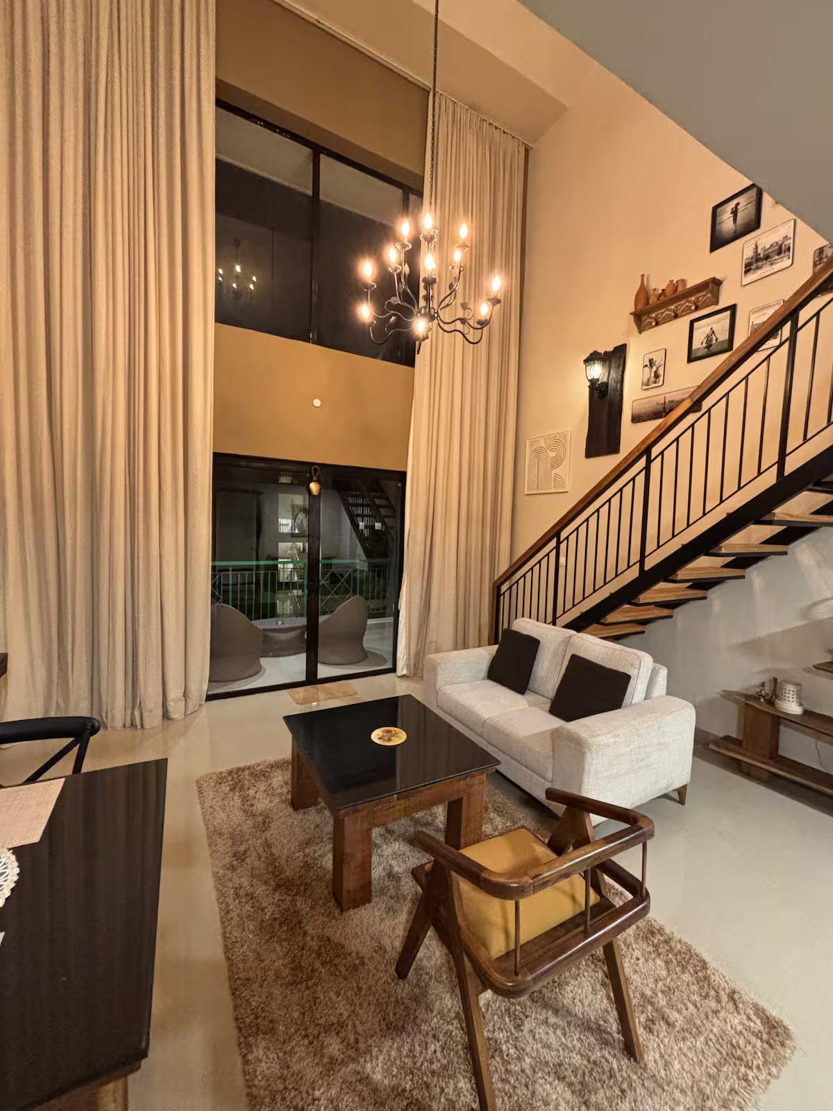 Saanjh (Sea facing penthouse)w pool x Solis Nature