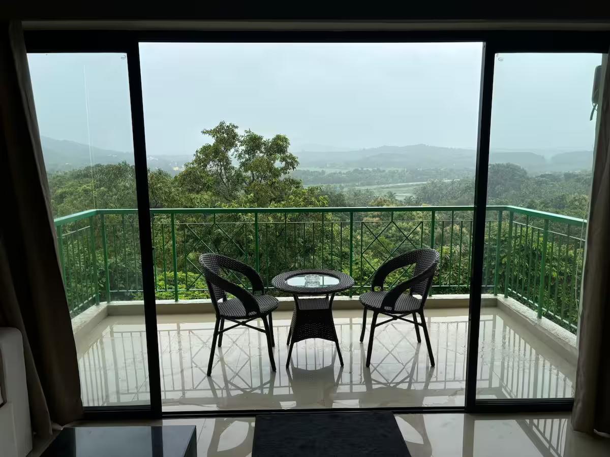 Forest Frame (Valley view) w Pool x Solis Nature