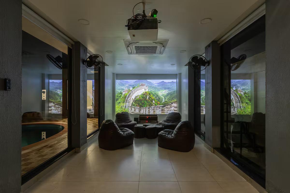 Tarshal Outhouse x Solis Nature