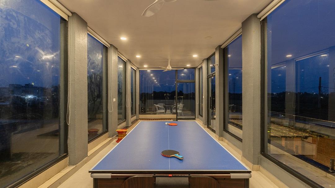 Tarshal Outhouse x Solis Nature