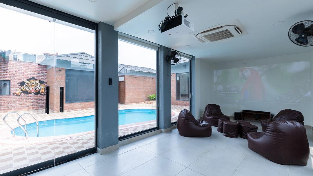 Tarshal Outhouse x Solis Nature