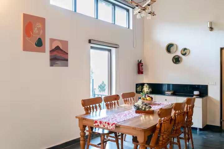 Cosy Cottage with 5 Star Views | Near Mukteshwar x Solis Nature