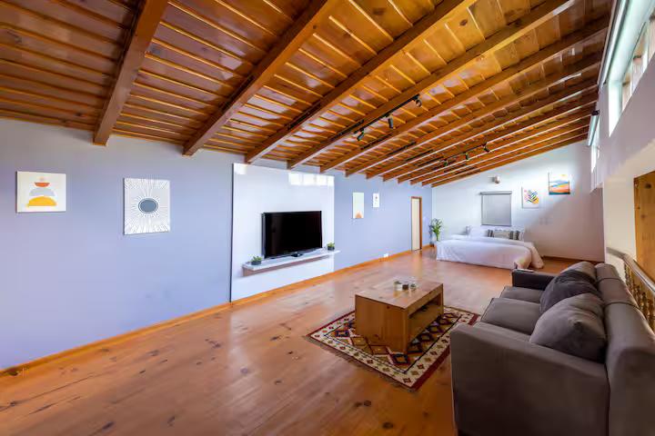 Cosy Cottage with 5 Star Views | Near Mukteshwar x Solis Nature