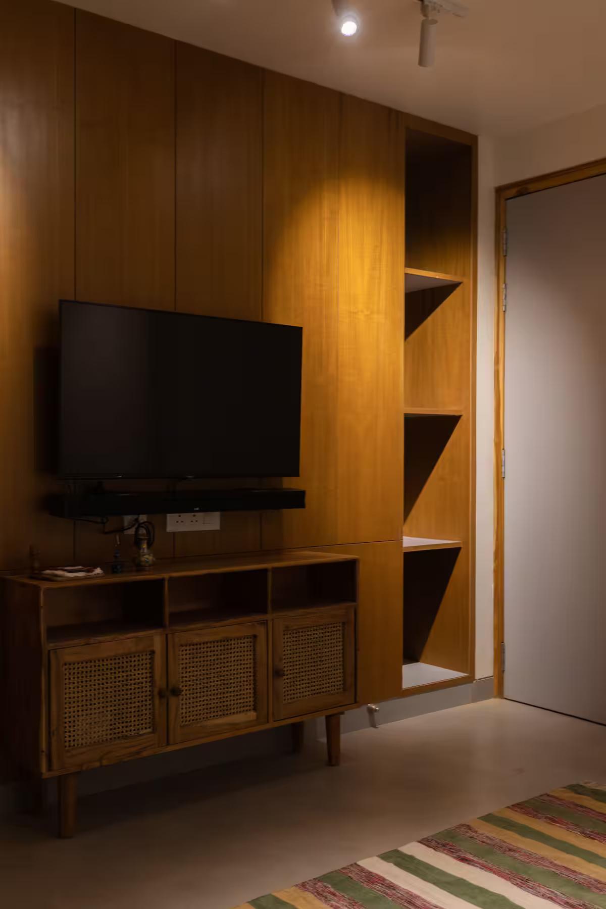 Lovely garden view private bedroom- Saur homestay x Solis Nature