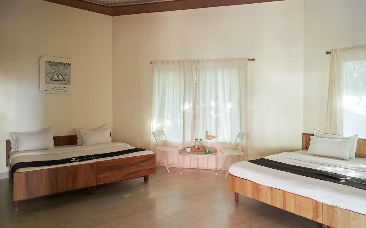 6bhk Villa Besides Beach Alibagh x Solis Nature