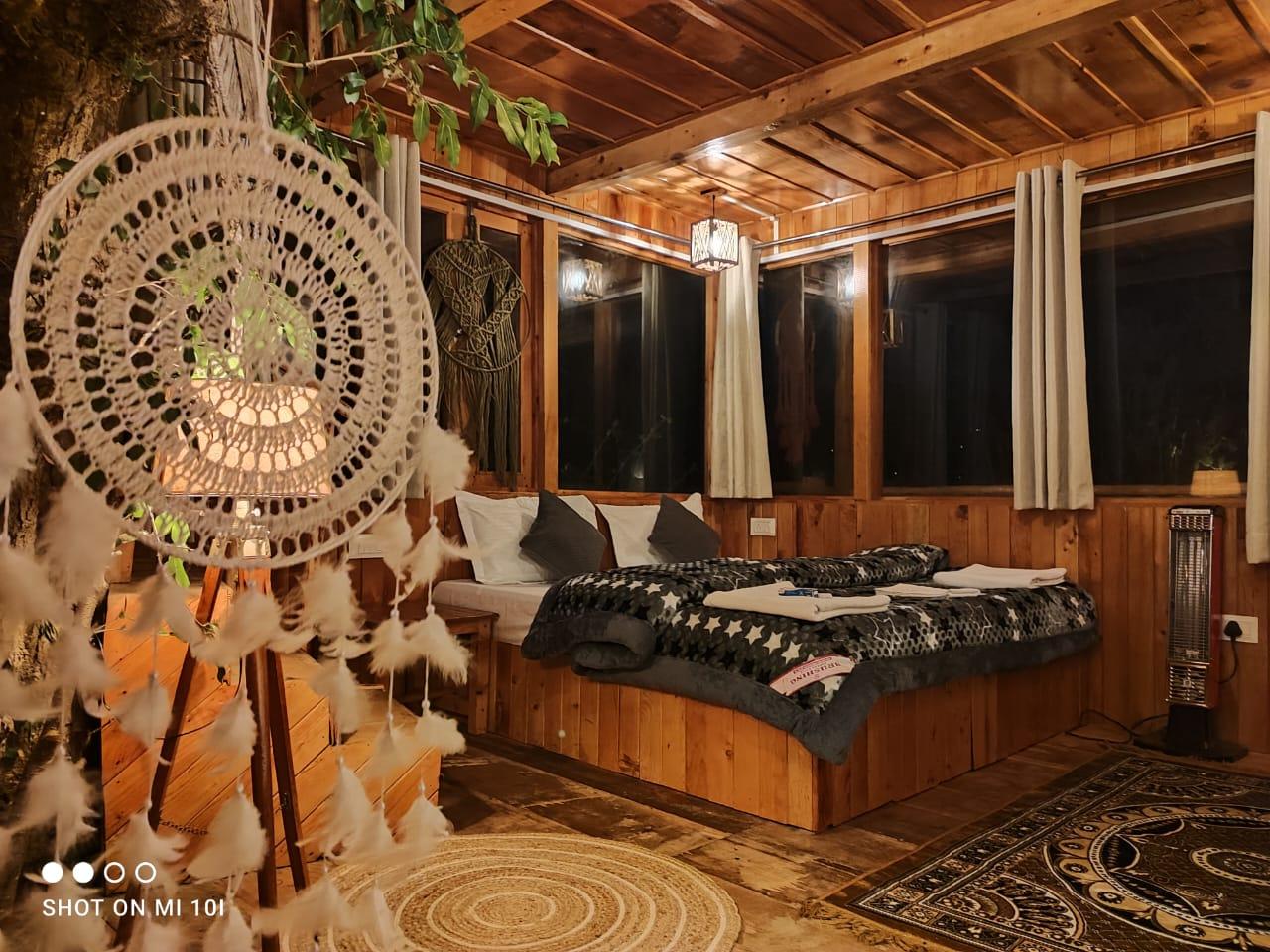 The Isisinga tree house x Solis Nature