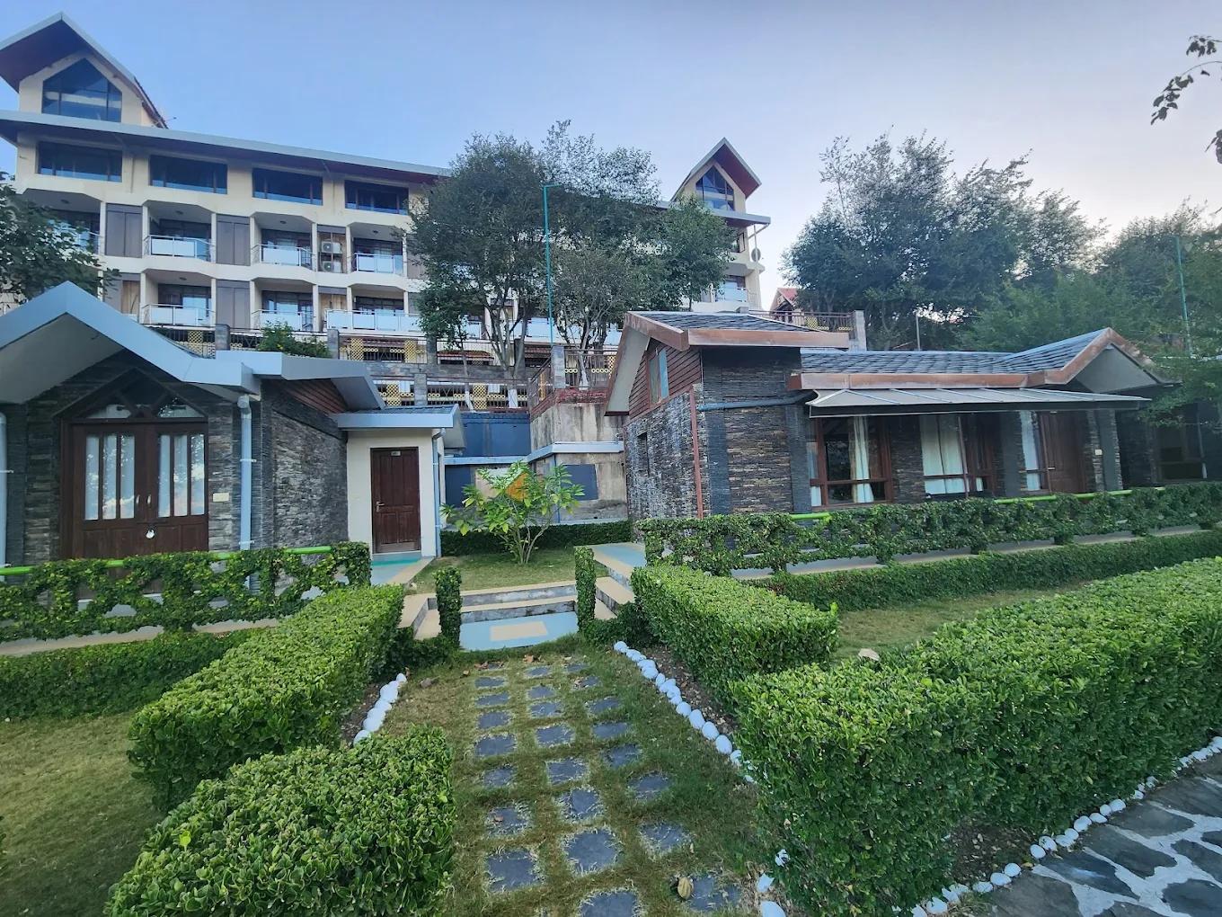 Manla Homes Resort x Solis Nature