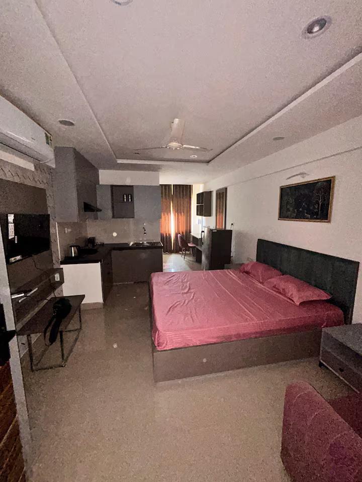 Cozy Studios In Jagatpura x Solis Nature