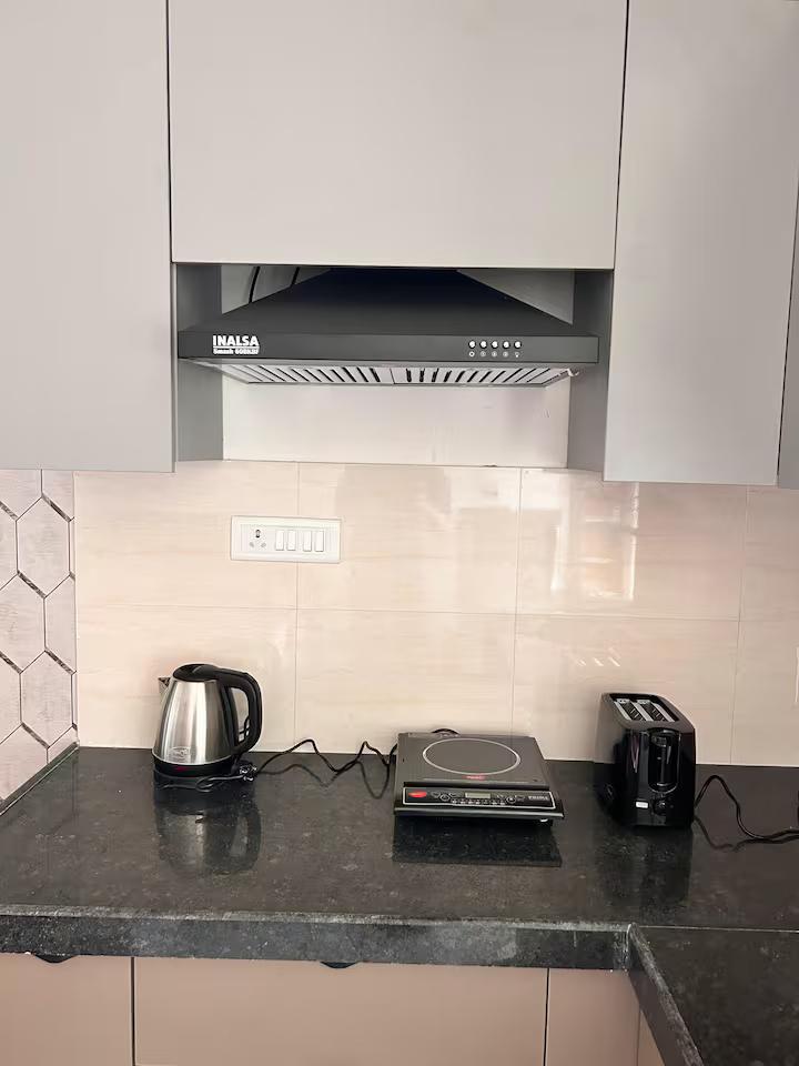 Cozy Studios In Jagatpura x Solis Nature