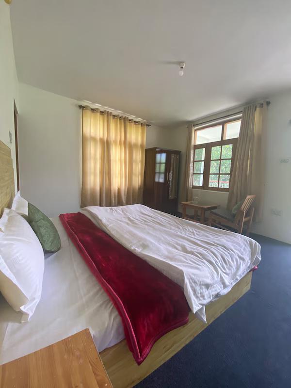 Khwabgaah Manali | The Pine Nook Rooms x Solis Nature