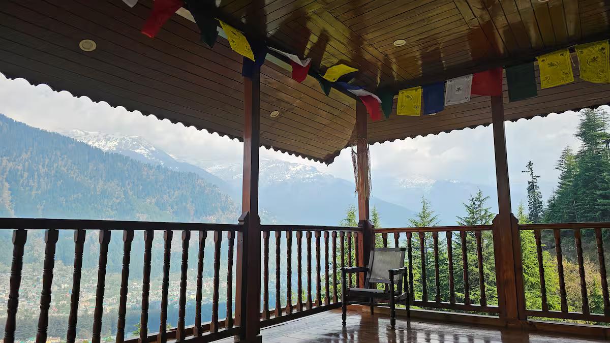 Khwabgaah Manali | The Pine Nook Rooms x Solis Nature