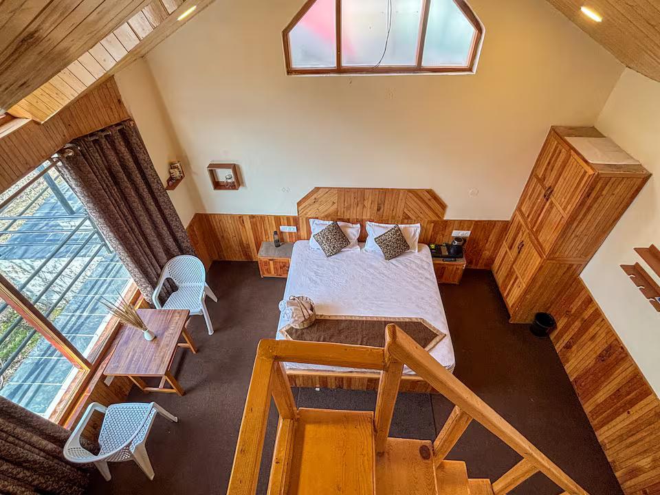 Kahaani | Luxury Wooden Chalet1 in Manali x Solis Nature