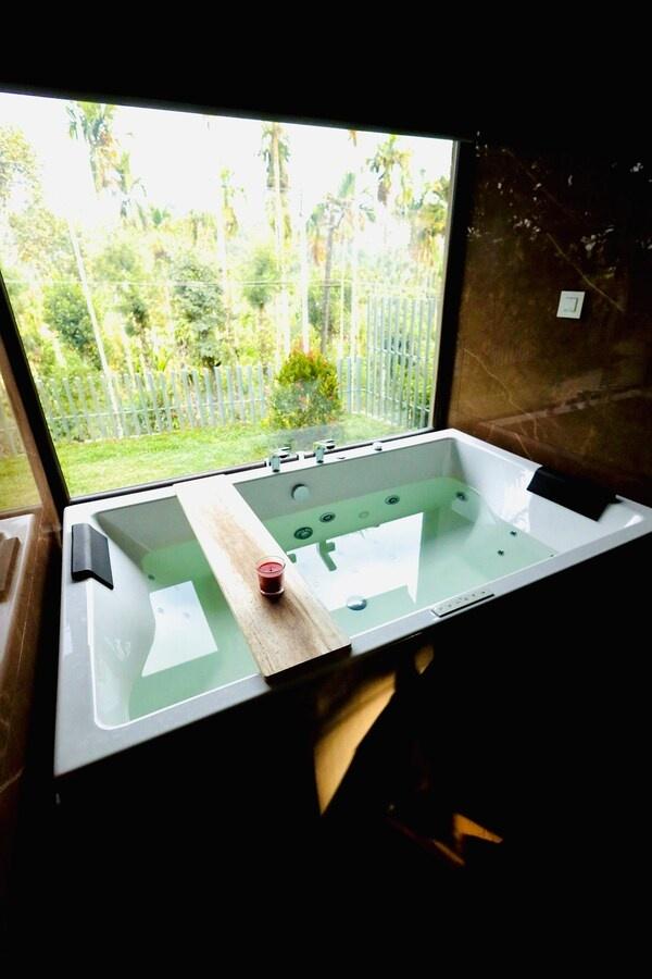 Tangerine Tales Boutique Resort x Solis Nature