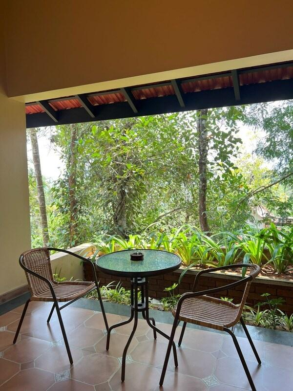 Tangerine Tales Boutique Resort x Solis Nature