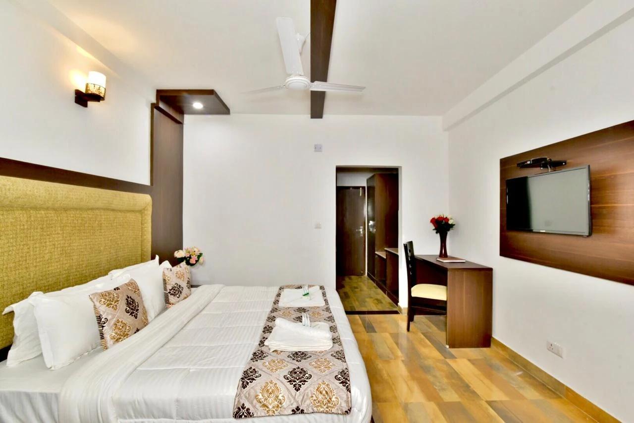 DLS Kapoor Resort x Solis Nature