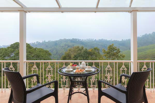 42 Green pastures tea Estate Experience x Solis Nature