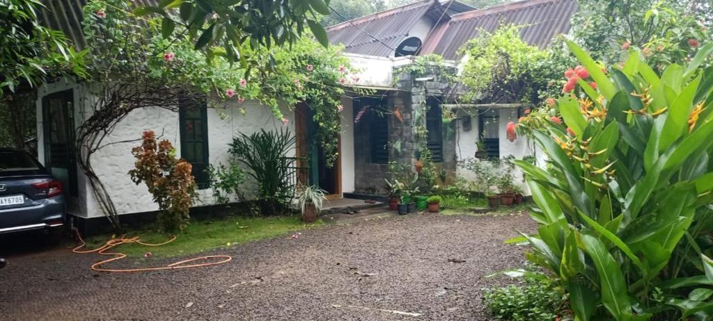 Riverdale Homestay Kumarakom by LexStays x Solis Nature