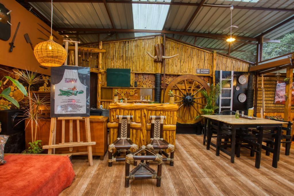 De Rock Jungle Living Resort -Plain View Room x Solis Nature