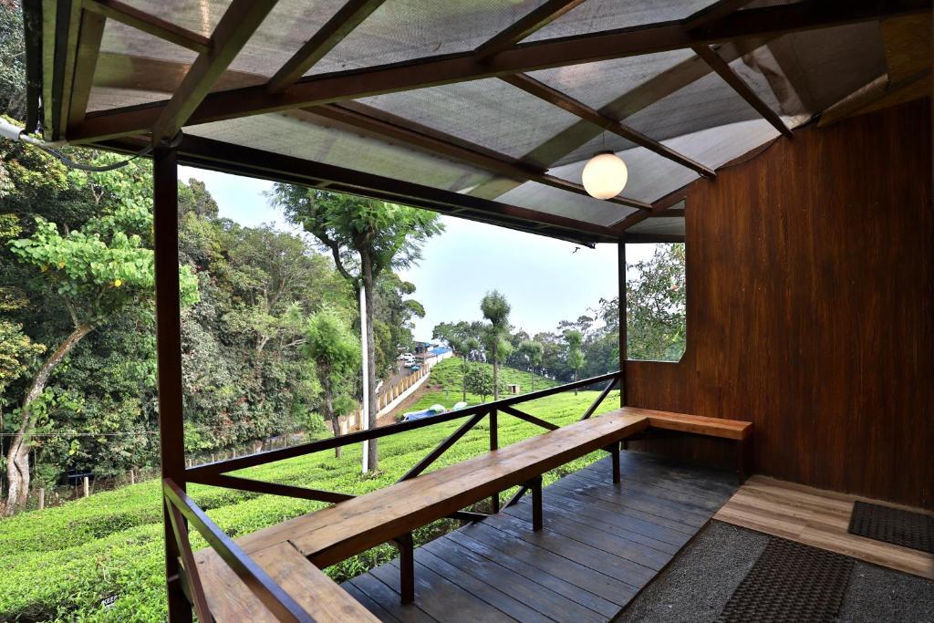 De Rock Jungle Living Resort -Plain View Room x Solis Nature