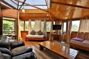 De Rock Jungle Living Resort - Valley View Room x Solis Nature