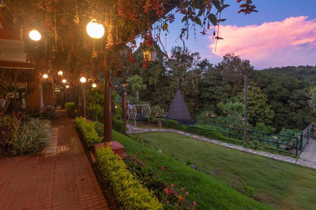 De Rock Jungle Living Resort - Valley View Room x Solis Nature