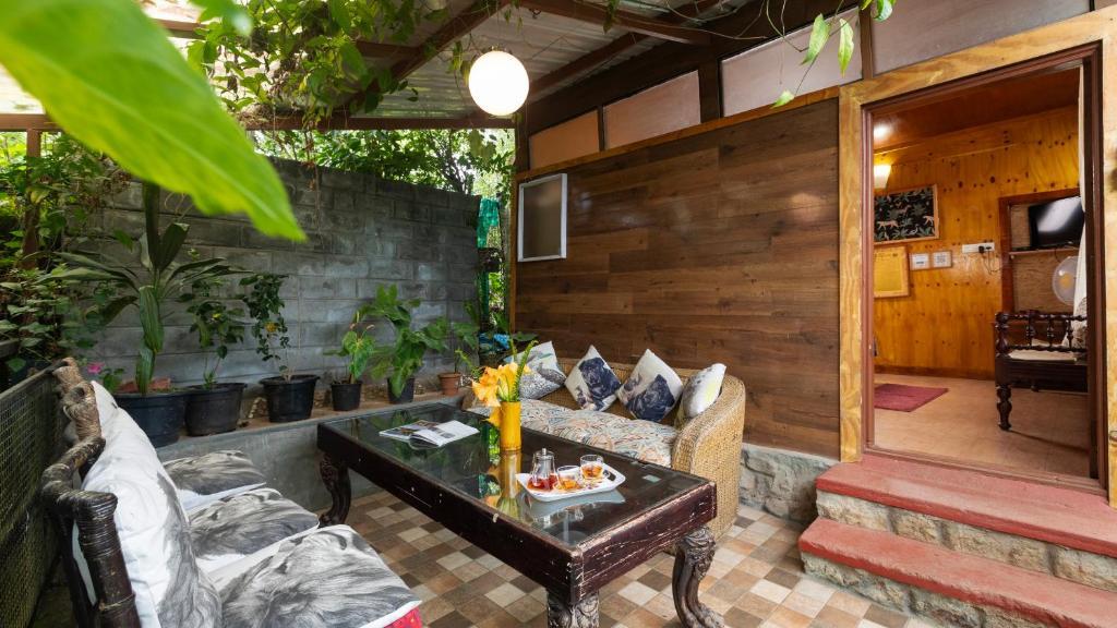 Bison Cottage -    by De Rock Jungle Living Resort x Solis Nature