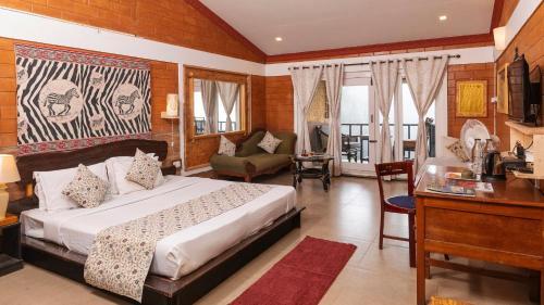 Rainforest Room - by De Rock Jungle Living Resort x Solis Nature