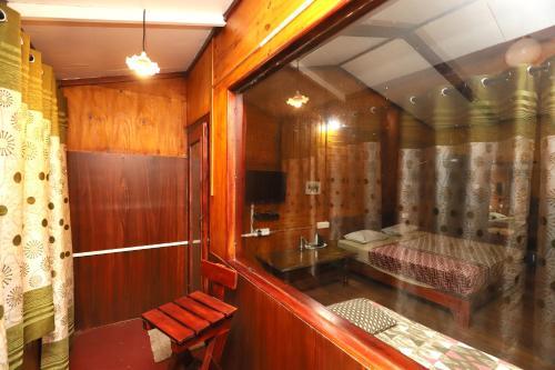 Rain Forest Premium double room Room -   by De Rock Ju x Solis Nature