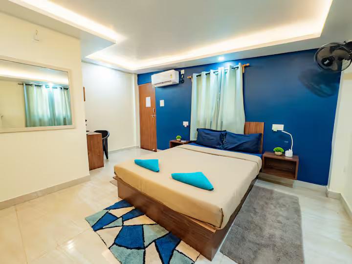 Papa’s house 5bhk 1.5km from the beach by CQ x Solis Nature