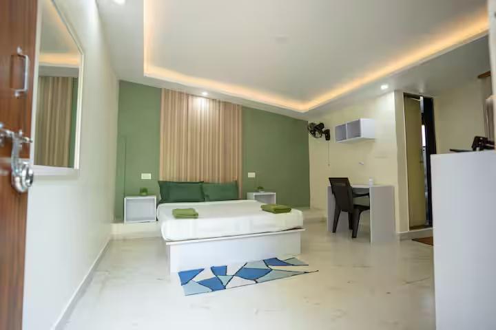 Papa’s house 5bhk 1.5km from the beach by CQ x Solis Nature