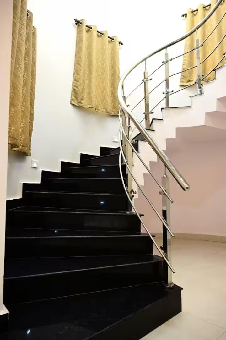 White House w/Private Pool 1.5kms to the beach x Solis Nature