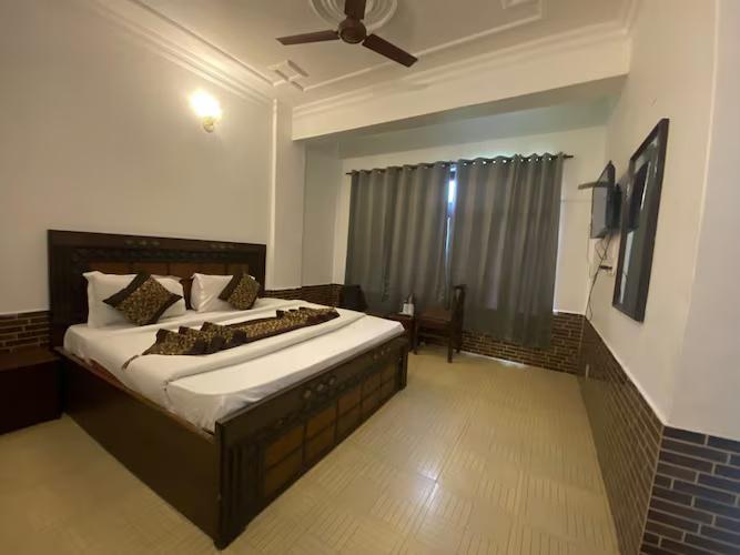 DLS SNOW RETREAT, DHARAMSHALA x Solis Nature