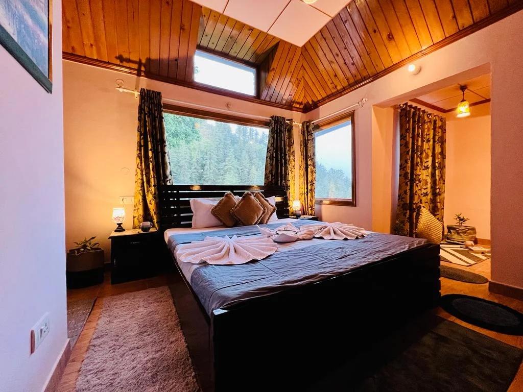 DLS MOONSTONE VILLA, MASHOBRA, SHIMLA x Solis Nature