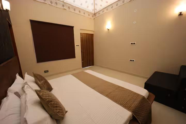 The Costa Indigo Retreat - Jaipur x Solis Nature