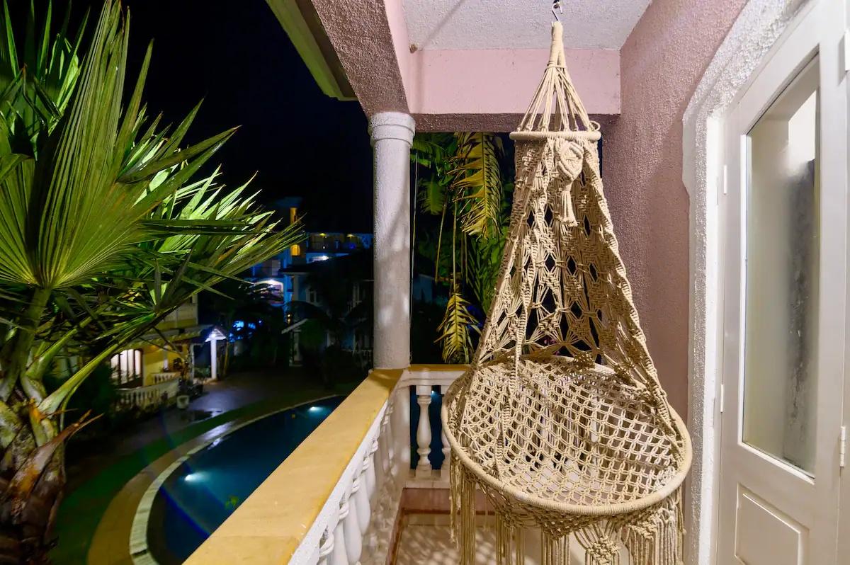 2bhk w/ pool + Kitchen | 8 mins from beach x Solis Nature