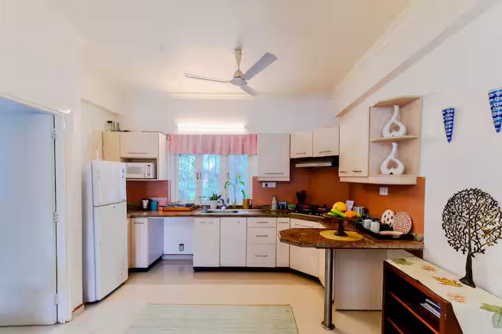 2bhk w/ pool + Kitchen | 8 mins from beach x Solis Nature