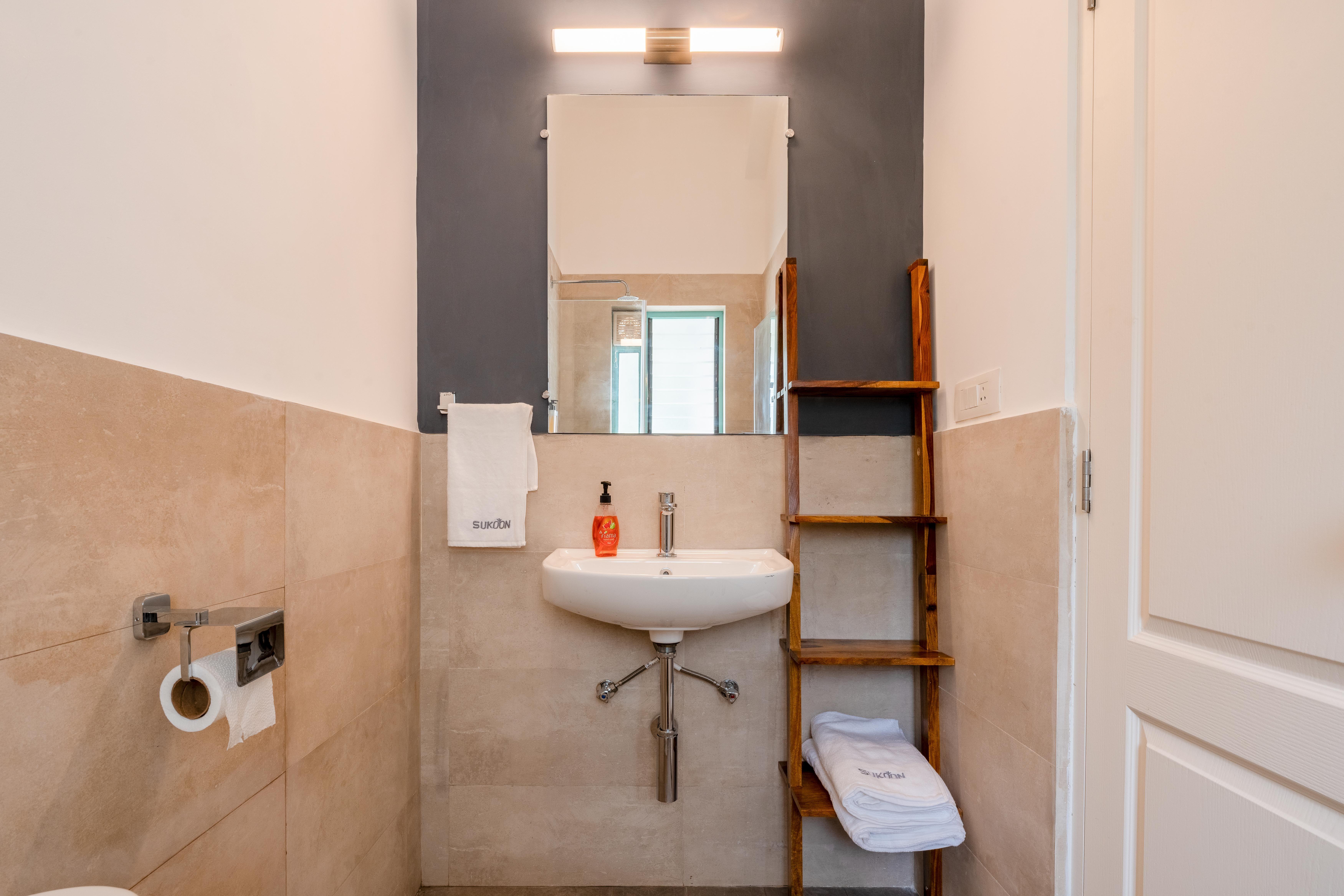 3BHK Villa Private Pool Assagaon x Solis Nature