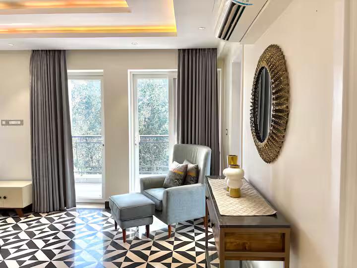 Magnificent 4BHK Standalone Villa | Pvt Pool | Parra x Solis Nature