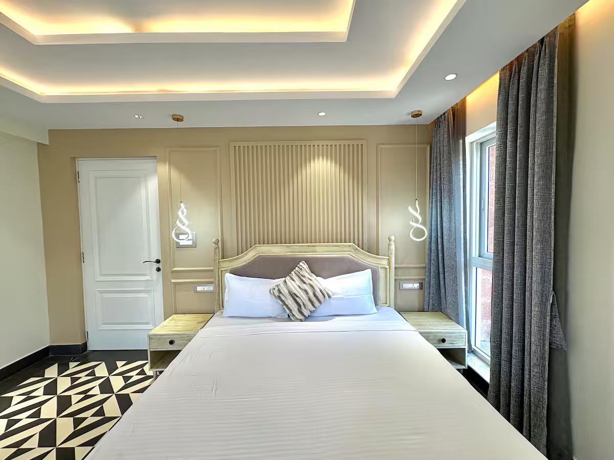 Elegant 3BHK Private Pool Villa | Premium Parra x Solis Nature