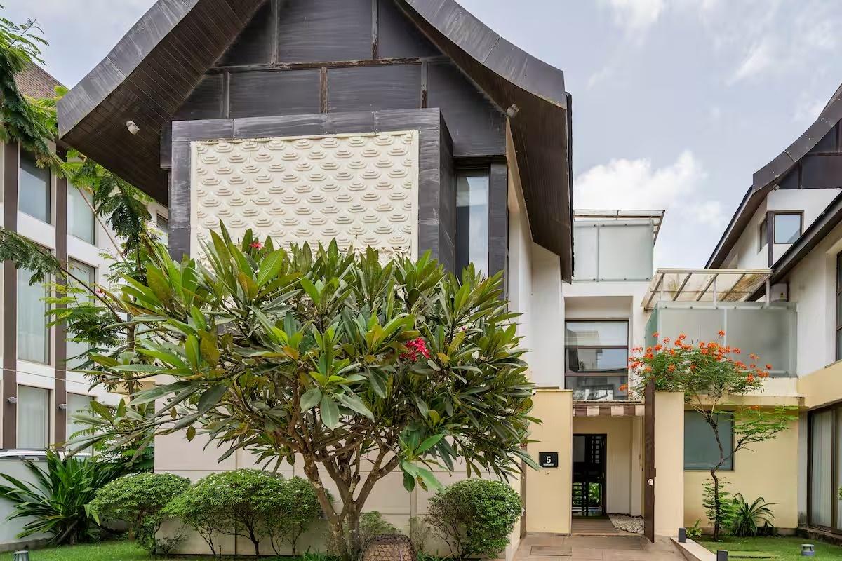 Anantam 4BHK Villa + Private Pool x Solis Nature