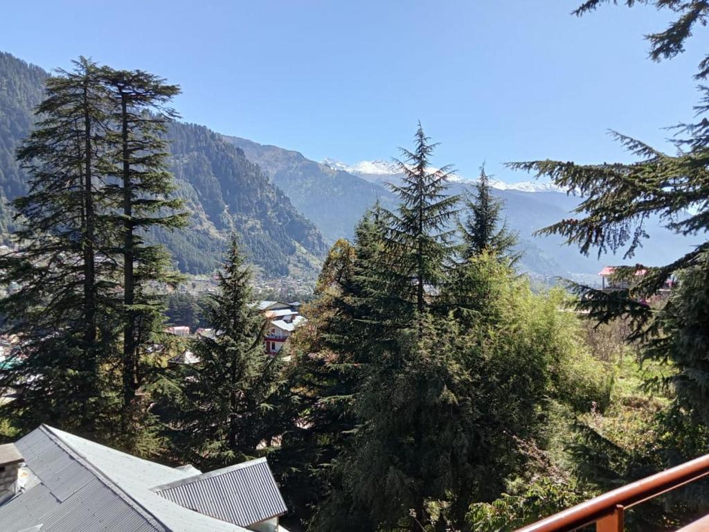 Guruchhaya hotel and cottages x Solis Nature